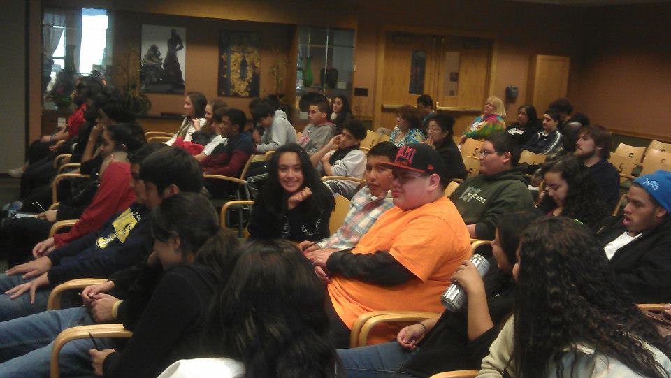 Latinos2College Day 2012