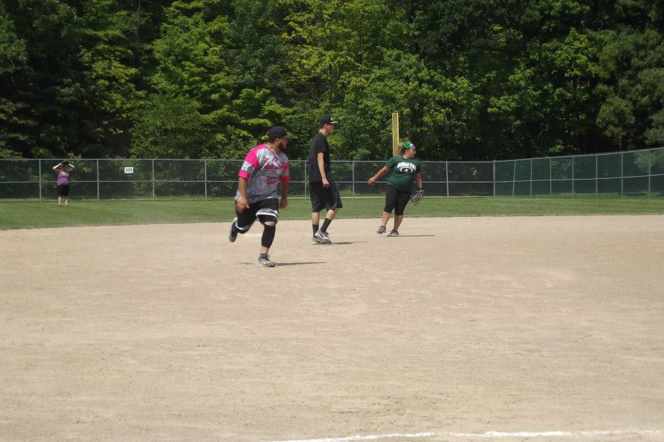 Latin American Coed Softball League Tournament Set for Sunday