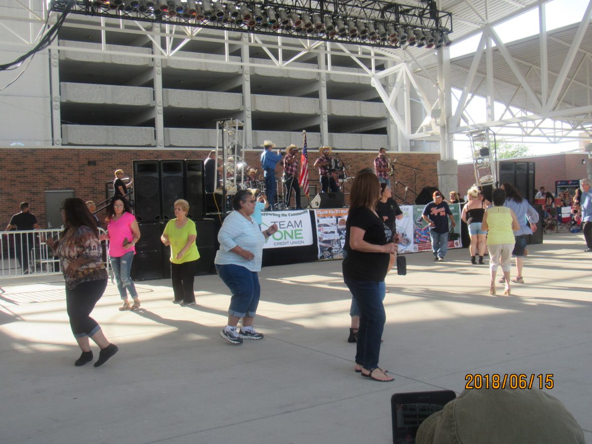 5th Annual Midwest Tejano Music Fest Enjoys a Near Perfect Night